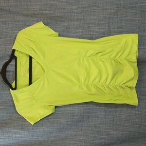 Zella bright green v neck tee shirt size m